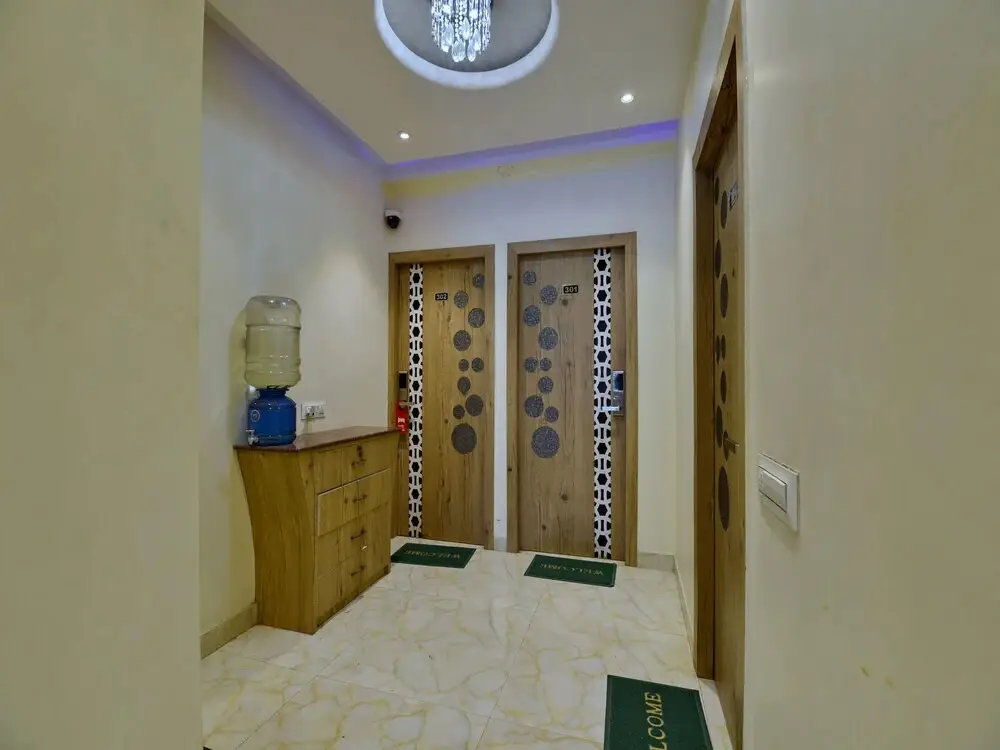 Колката: FabExpress Greenleaf Regency