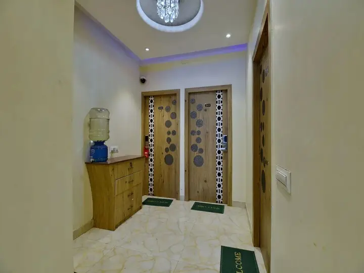 Колката: FabExpress Greenleaf Regency