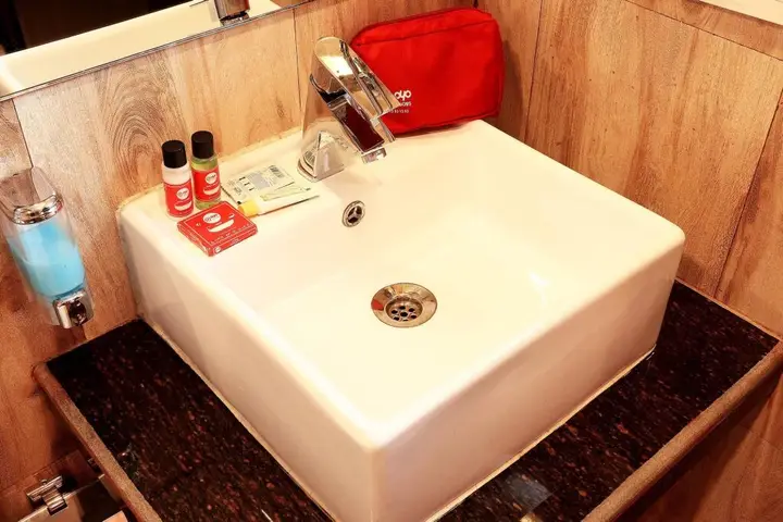 Колката: Oyo Rooms Parama Island Em Bypass