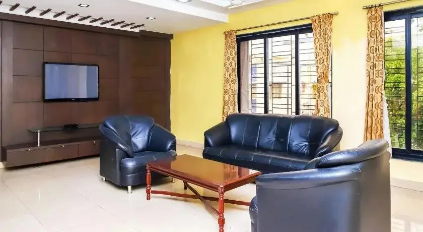 OYO Rooms Jatin Das Park Metro Station — фото 1
