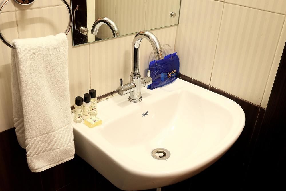 Колката: OYO 1689 Hotel Victoria Inn
