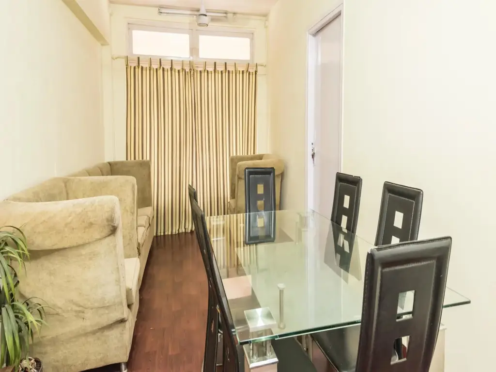 Мумбаи: OYO Apartments Malad Raheja Complex Road