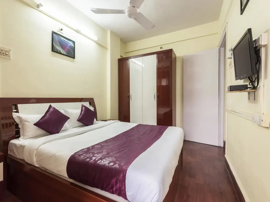 Мумбаи: OYO Apartments Malad Raheja Complex Road