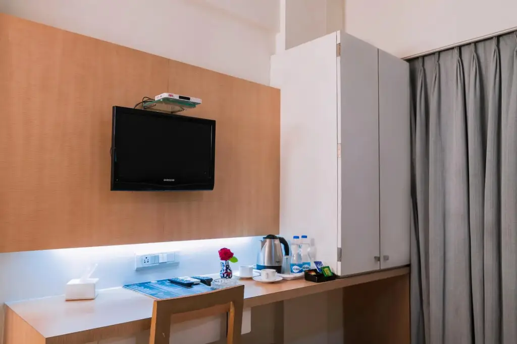 Нави-Мумбай: Hotel Monarch Guestline in MIDC Rabale, Navi Mumbai