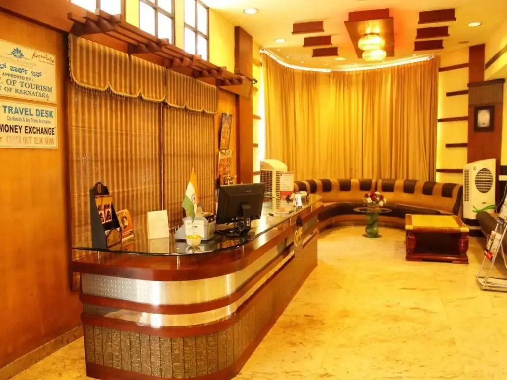 OYO Premium Mysore Nazarbad Road 2 — фото 1