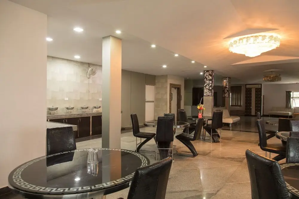 Нагпур: OYO Premium Nagpur C A Road