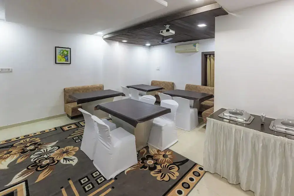 Нагпур: Treebo Trend Seven Suites