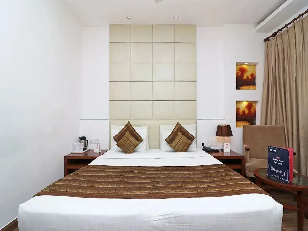 Фаридабад: OYO 1574 Hotel Abhinandan