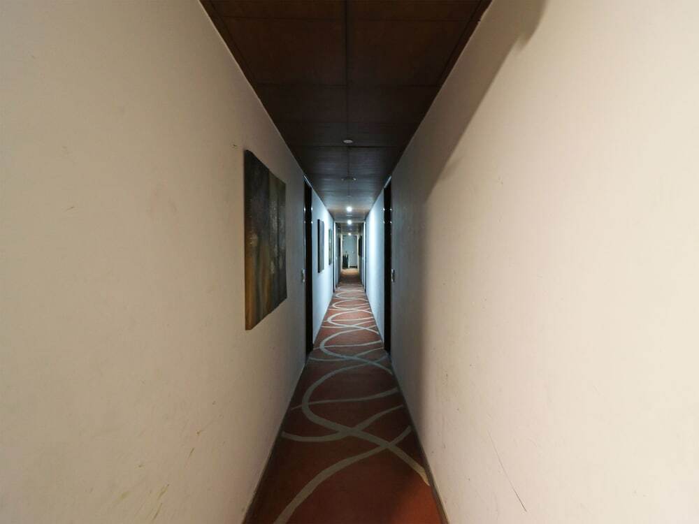 Фаридабад: OYO 1574 Hotel Abhinandan