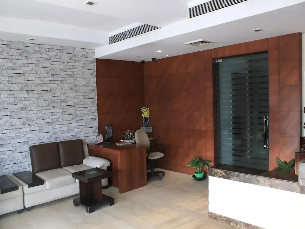 Фаридабад: OYO 1574 Hotel Abhinandan
