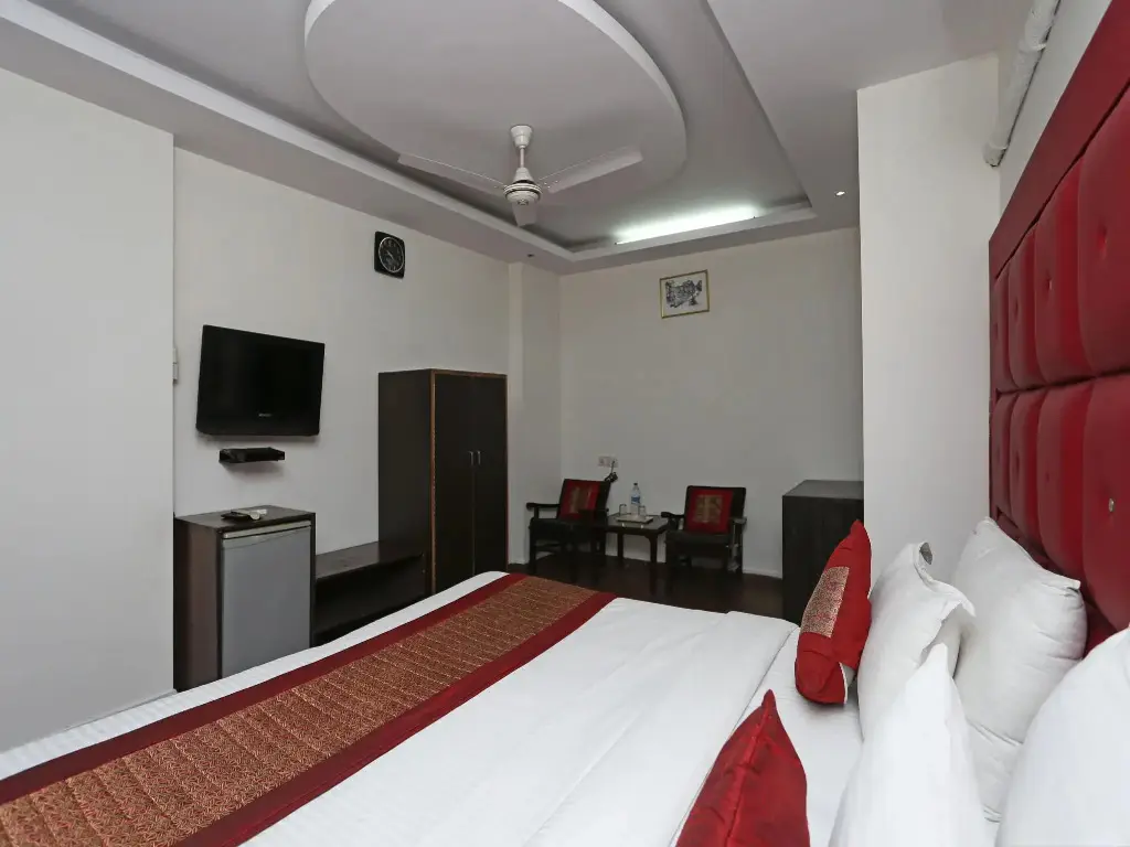 Нью-Дели: OYO 526 Hotel Asees Inn