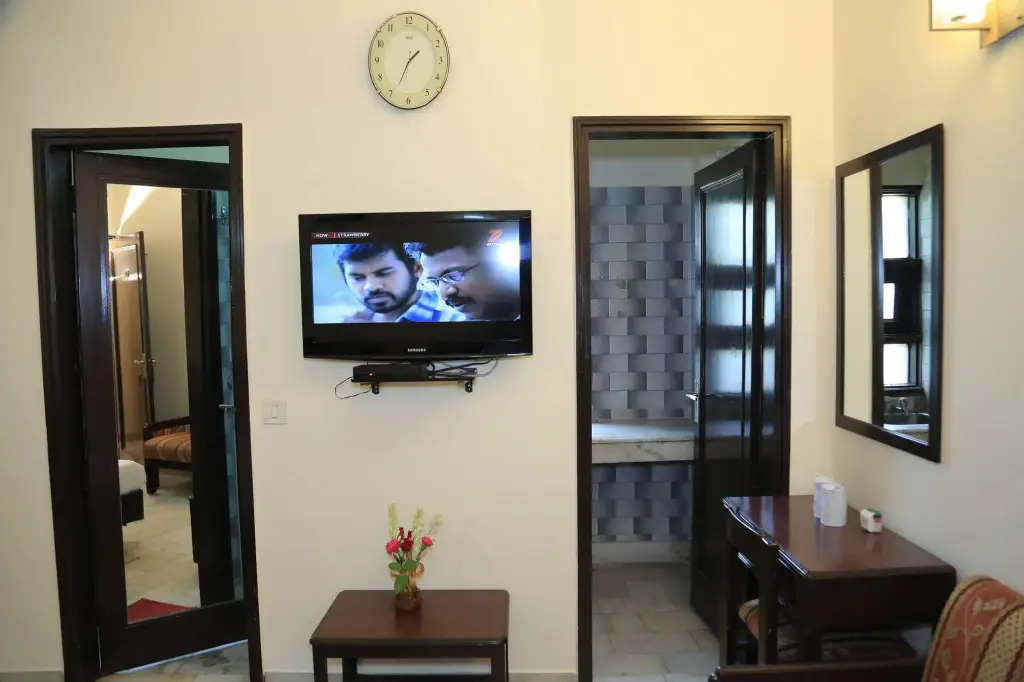Нью-Дели: Hotel Sundeep Inn