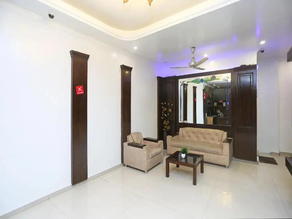Нью-Дели: OYO 497 Hotel Welcome Palace