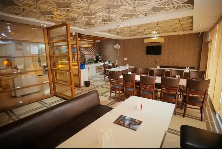 Газиабад: JPS Residency