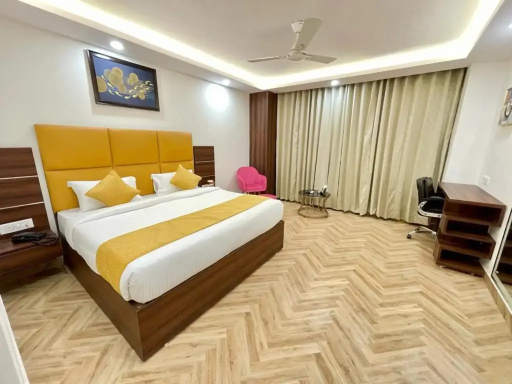 Фаридабад: OYO 1922 Hotel Rajmandir