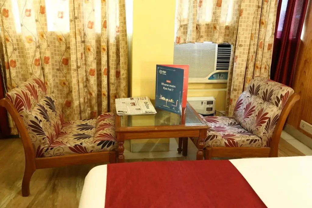 Мохали: OYO 821 Sarao Hotel