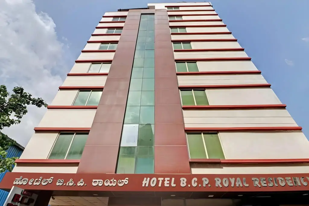 OYO 373 Hotel Grand Inn — фото 1