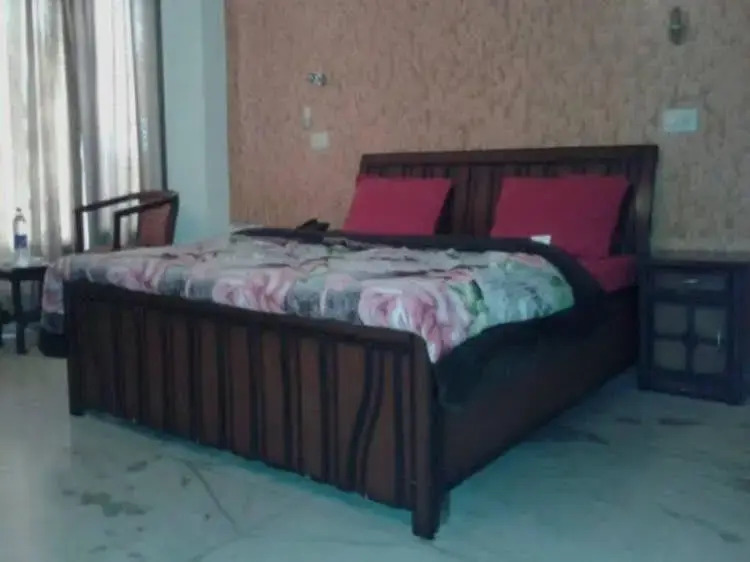 Панчкула: OYO Rooms Panchkula Sector 4