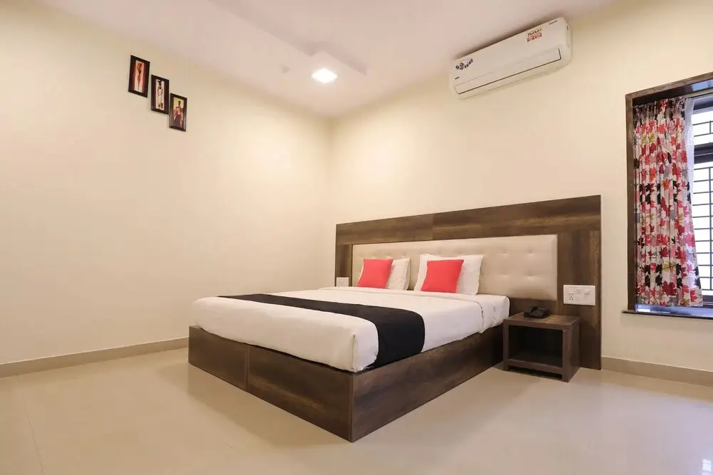 Бангалор: OYO 1078 Hotel Royal Serenity