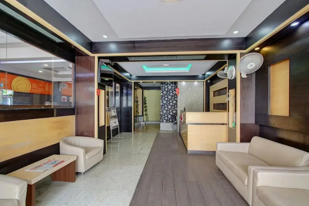 Бангалор: OYO 958 Hotel Greenwood Inn