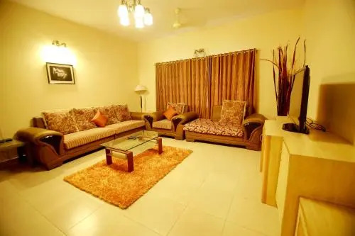 Бангалор: Oyo Apartments Residency Road Richmond Town Team