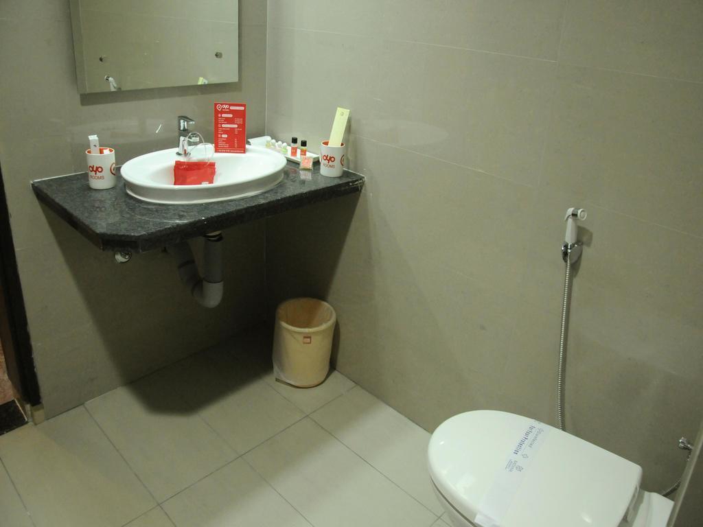Коимбатур: OYO Rooms Bharathiar Road