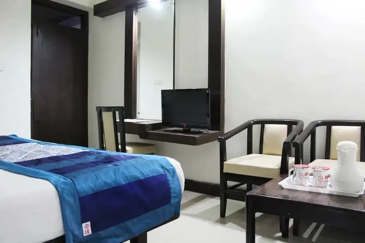 Дехрадун: OYO 1818 Hotel Central