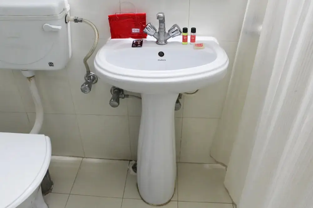 Дехрадун: OYO 1818 Hotel Central