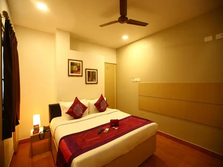 Ченнаи: OYO 968 Hotel Poigai