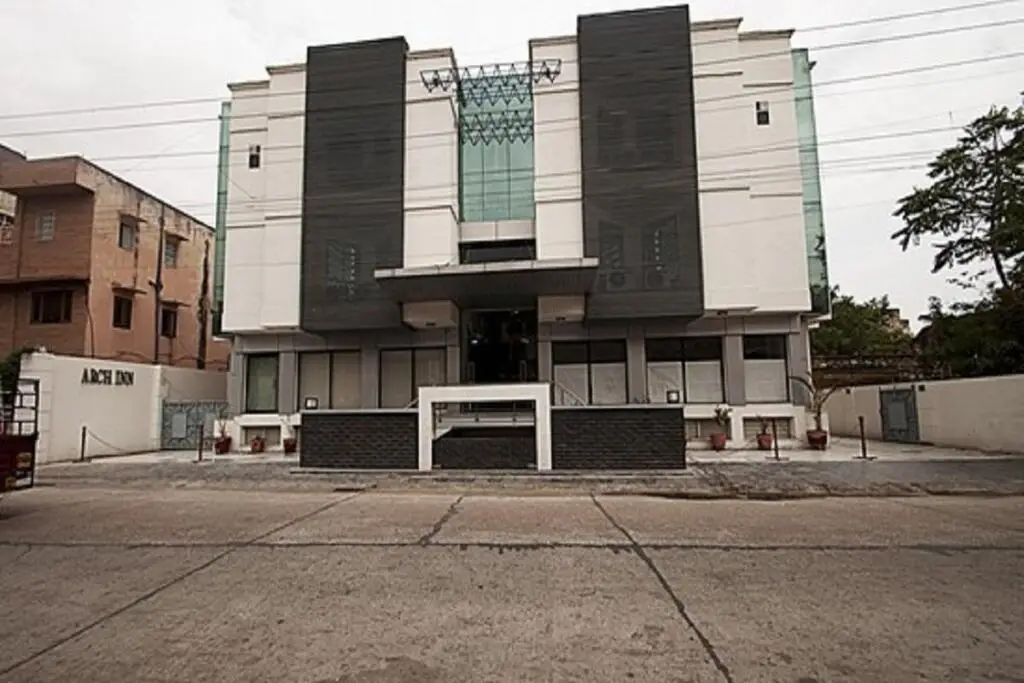 OYO Rooms MI Road Extension — фото 1