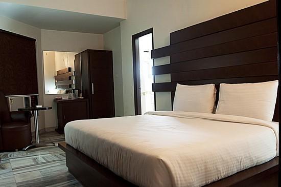 Джайпур: OYO Rooms MI Road Extension