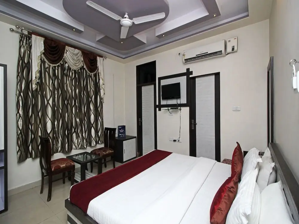 OYO Rooms Gaurav Tower — фото 1