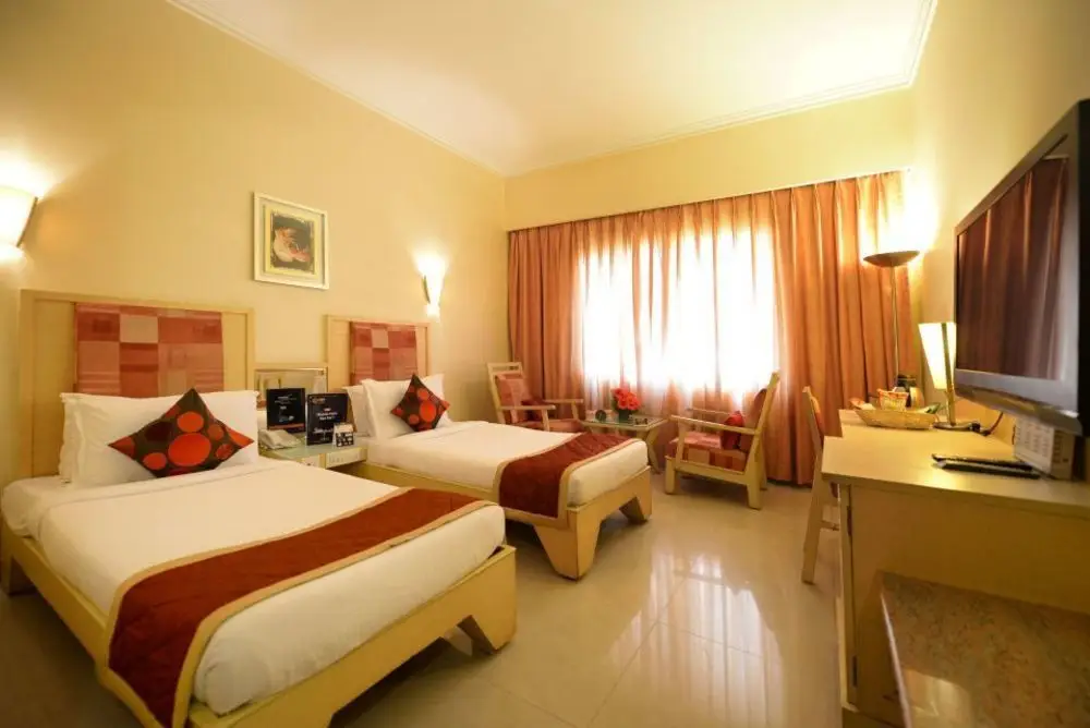 Хидерабад: OYO 1701 Hotel NKM's Grand