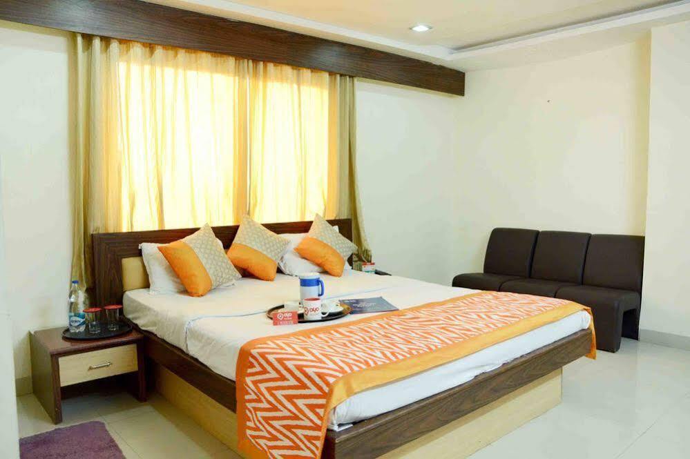 Hotel Care Residency By OYO Rooms — фото 1