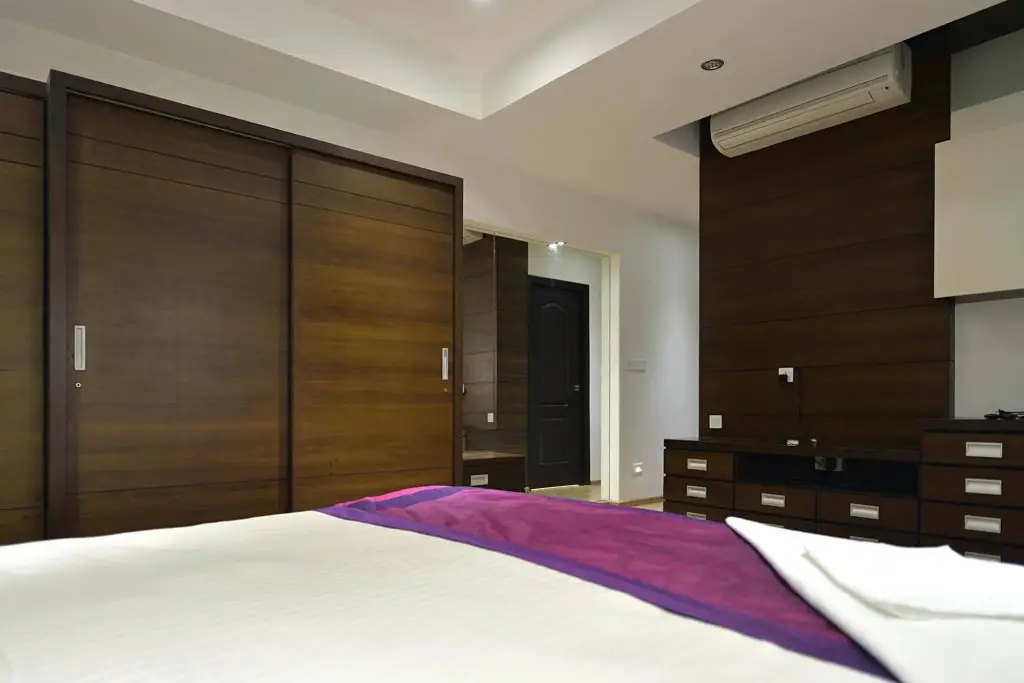 Хидерабад: OYO Premium Raheja Mindspace
