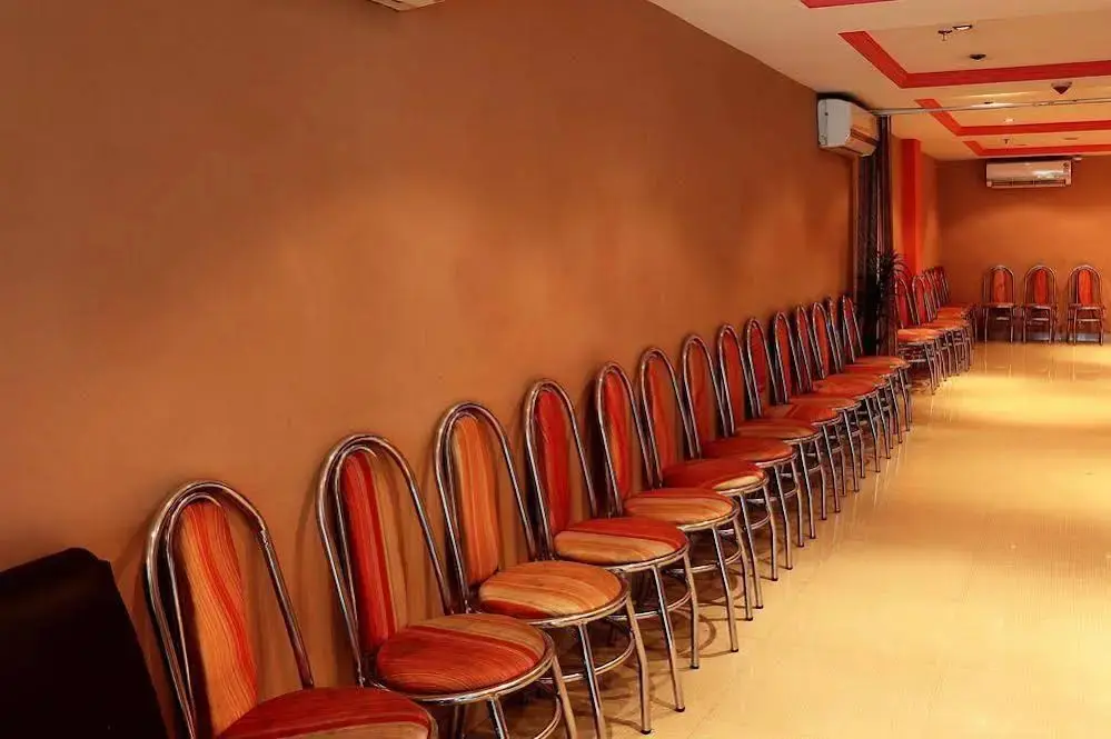 Колката: OYO Room New Alipore
