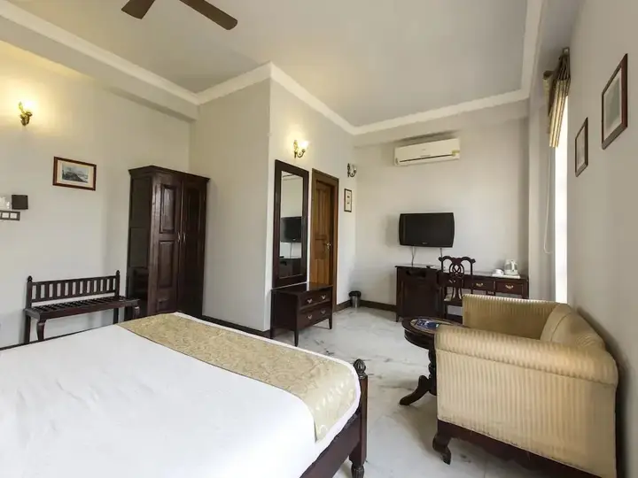 Джаландхар: OYO 1211 Hotel Grand Horizon