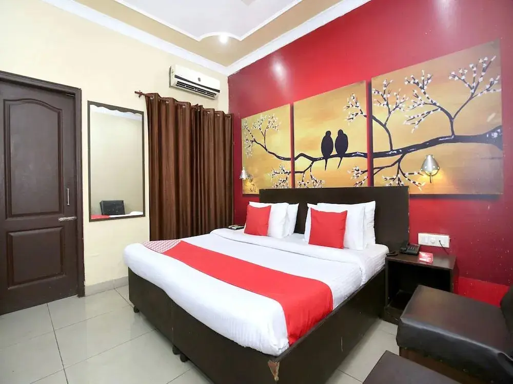 Джаландхар: OYO 1357 Hotel Seemaz
