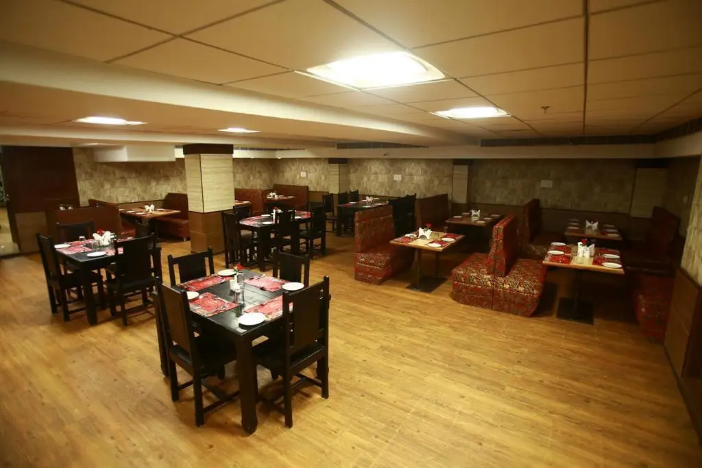 OYO Premium Chaupasni First Puliya — фото 1