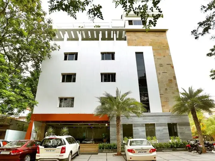 Хидерабад: OYO Rooms Jubilee Hills Check Post