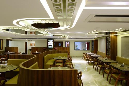 Хидерабад: OYO Premium Jubilee Hills