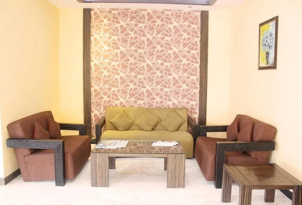 Бахадрабад: OYO Premium SIDCUL Haridwar