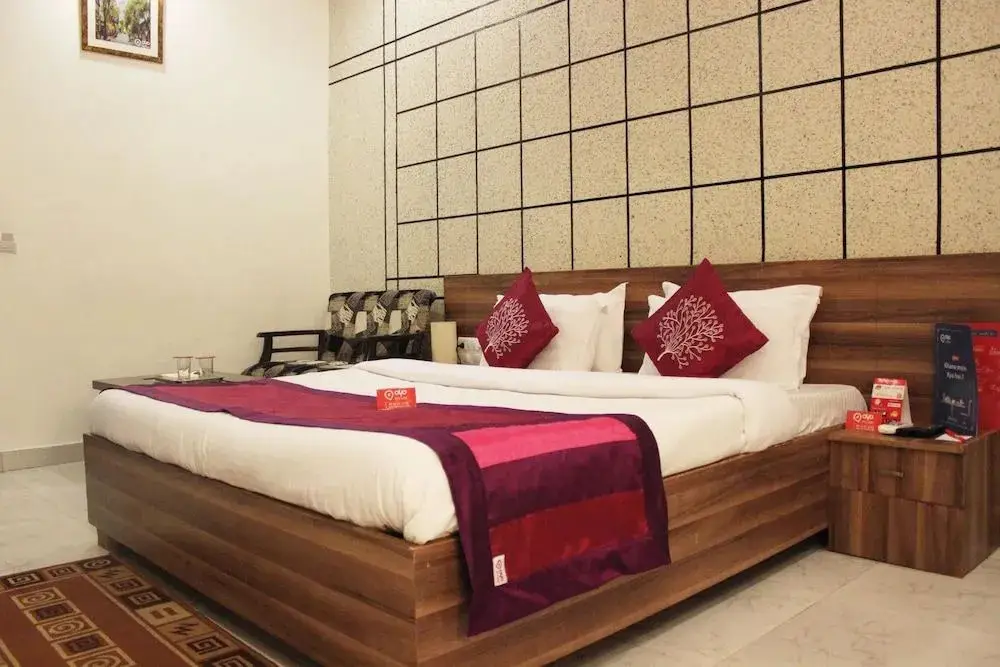 Ханзи: OYO 1180 Hotel Kartikay