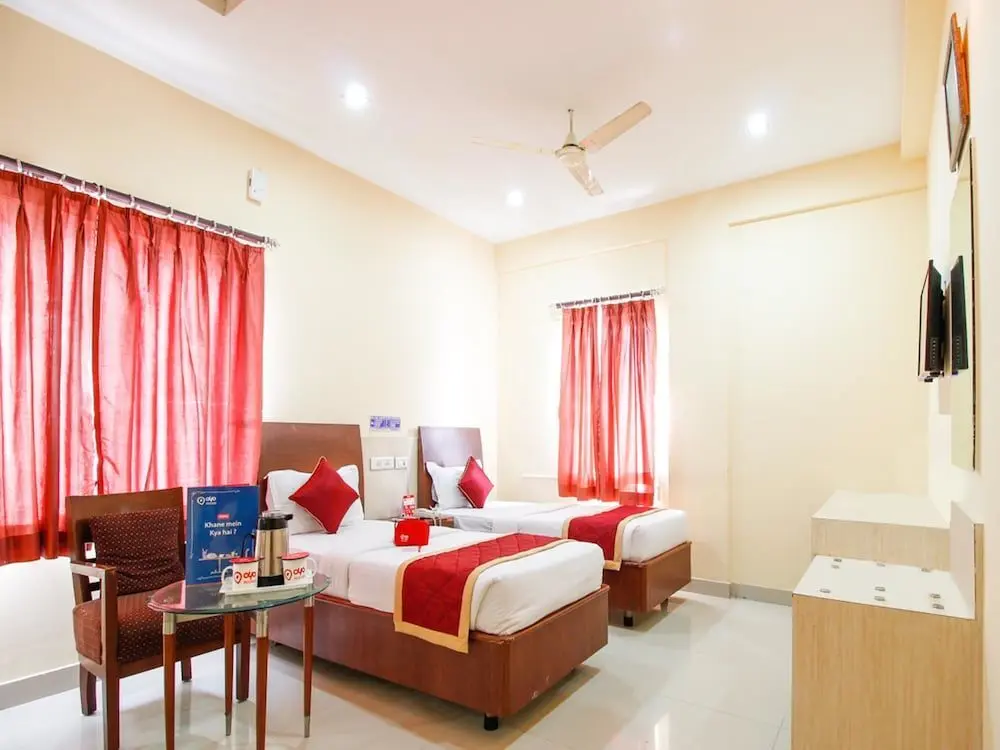 Хидерабад: OYO 1520 Hotel Tourist Plaza