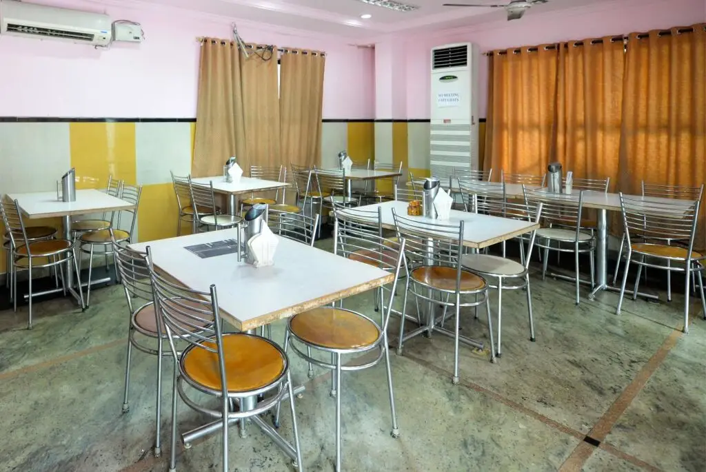 Хидерабад: OYO Flagship 983 Hotel Surya Residency