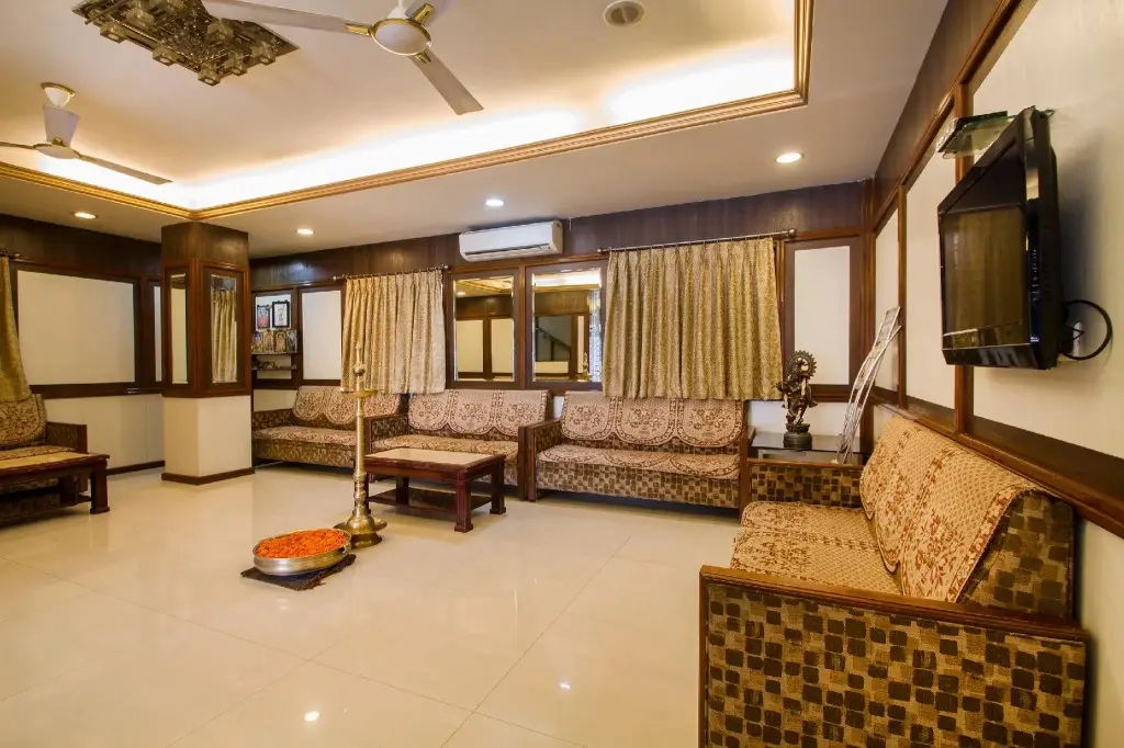 Хидерабад: OYO Flagship 983 Hotel Surya Residency