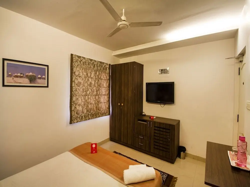 Хидерабад: OYO Rooms Manikonda Gachibowli