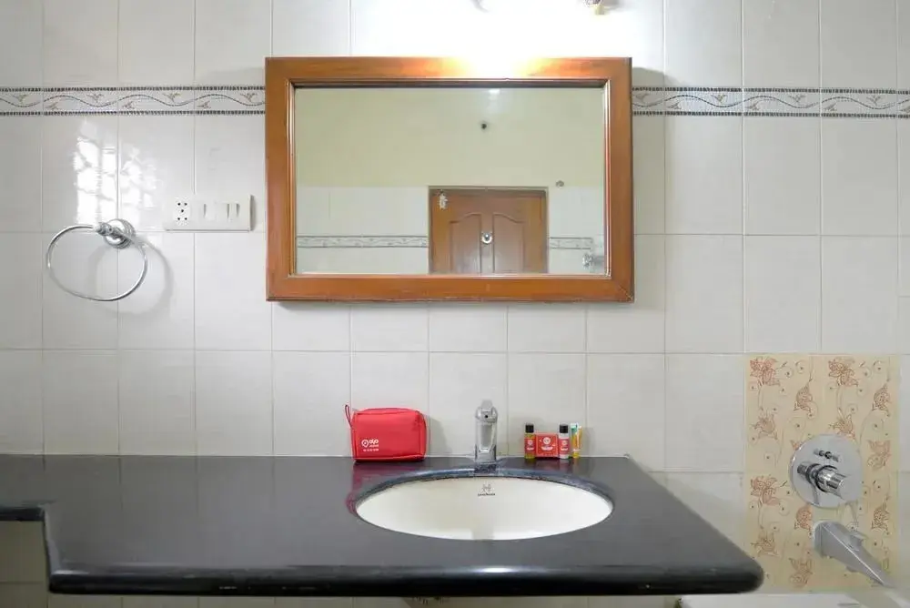 Хидерабад: OYO Rooms Durgam Cheruvu Madhapur