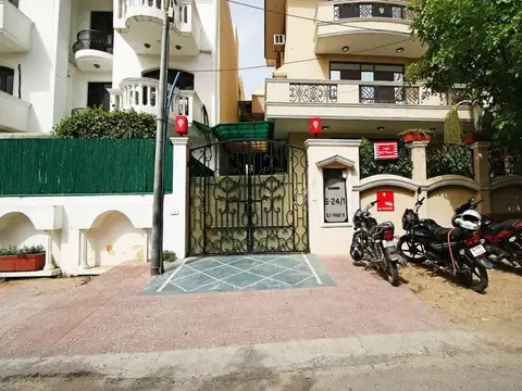 OYO Flagship Guru Dronacharya — фото 1