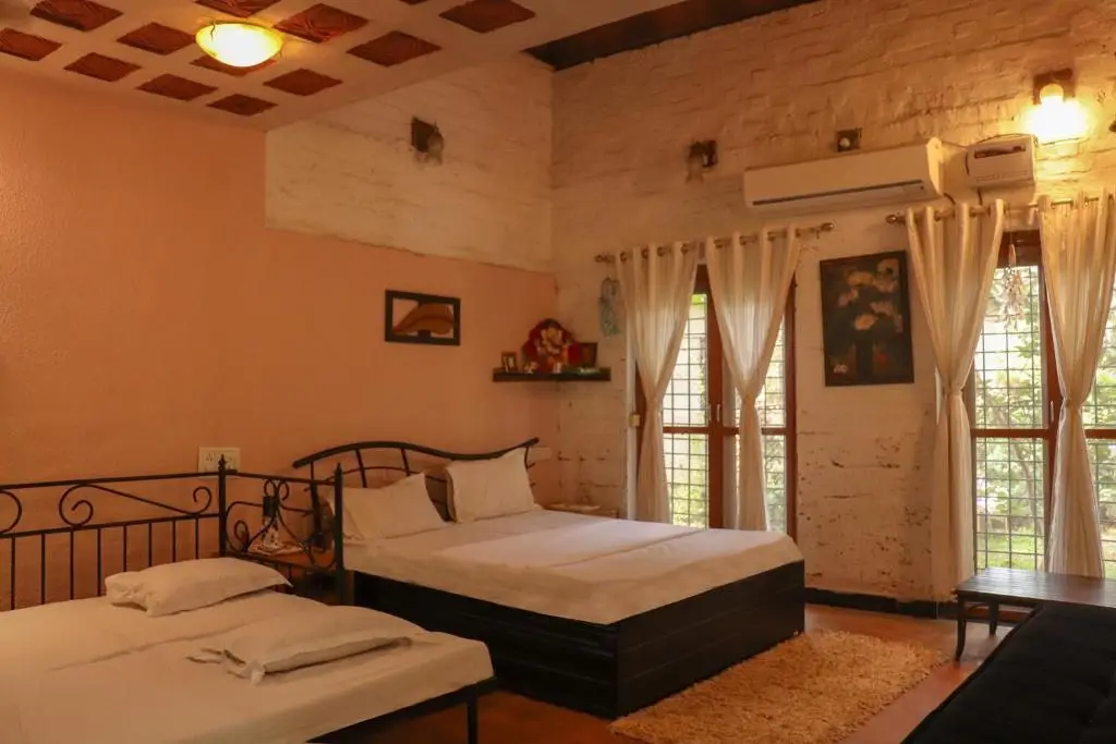 Хандала: The Rippling Edge Gadhok Cottage